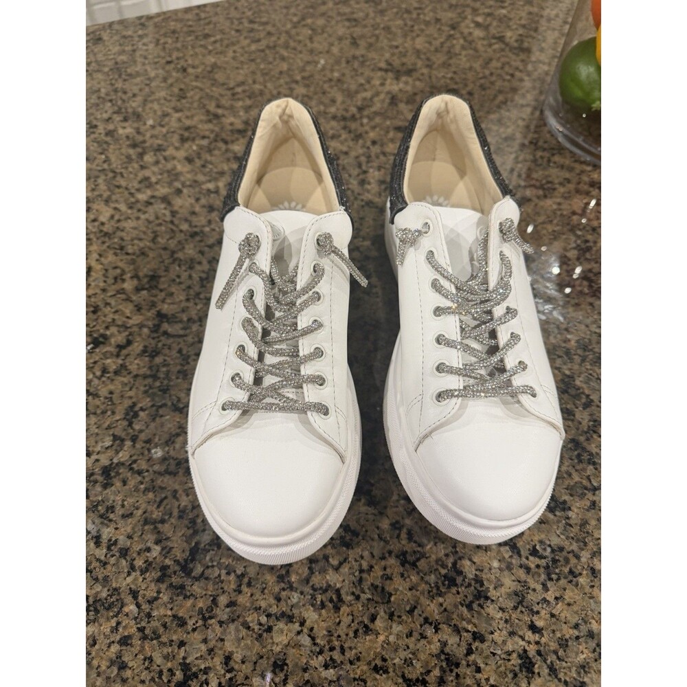 Yellow Box Evalia Rhinestone Platform Sneakers White Black Sz 9.5 EUC